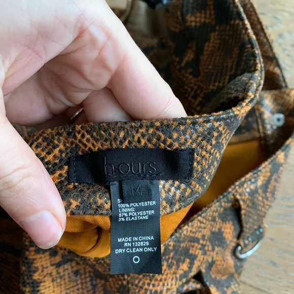 New Revolve snakeprint pants - Picture 3 of 5